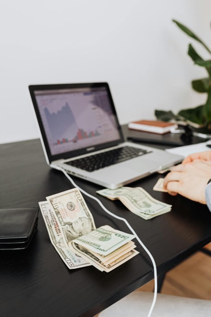 How Technology Is Transforming Modern Business and Entrepreneurship