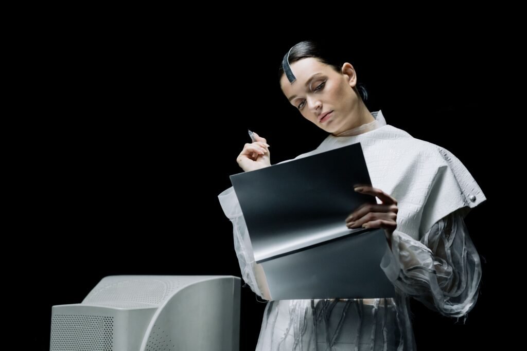 Best AI Writing Tools and How to Choose the Right One for Your Needs