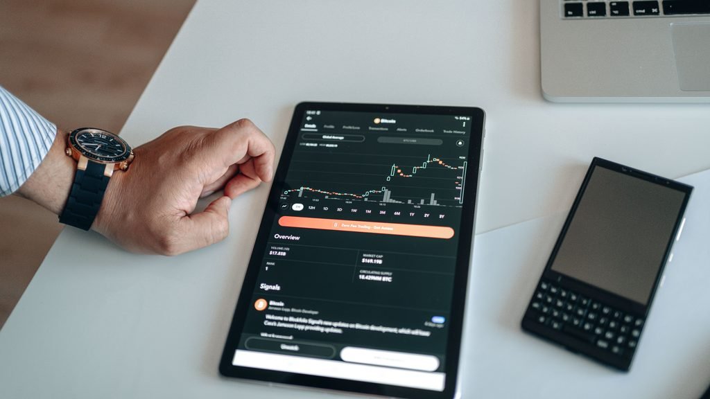 New Modern Technology 2026: Trends Changing Business and Everyday Life