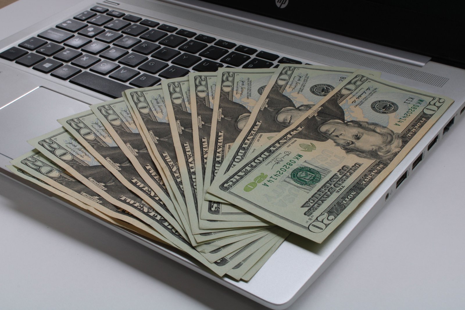 Building a Successful Online Business in 2027: Strategies and Opportunities