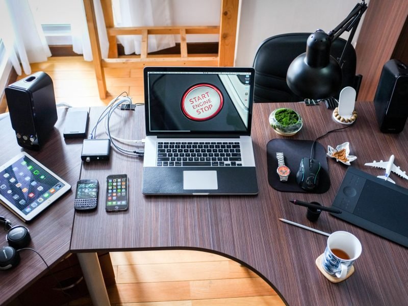 Best Technology of Today: Innovations Changing the Way We Live and Work